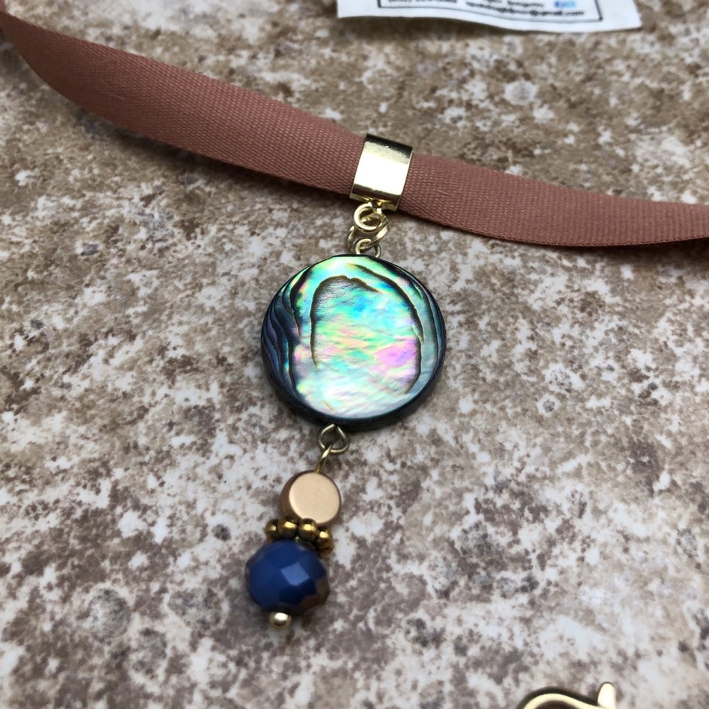 SB-Bijoux Ribbon Choker with Pendant